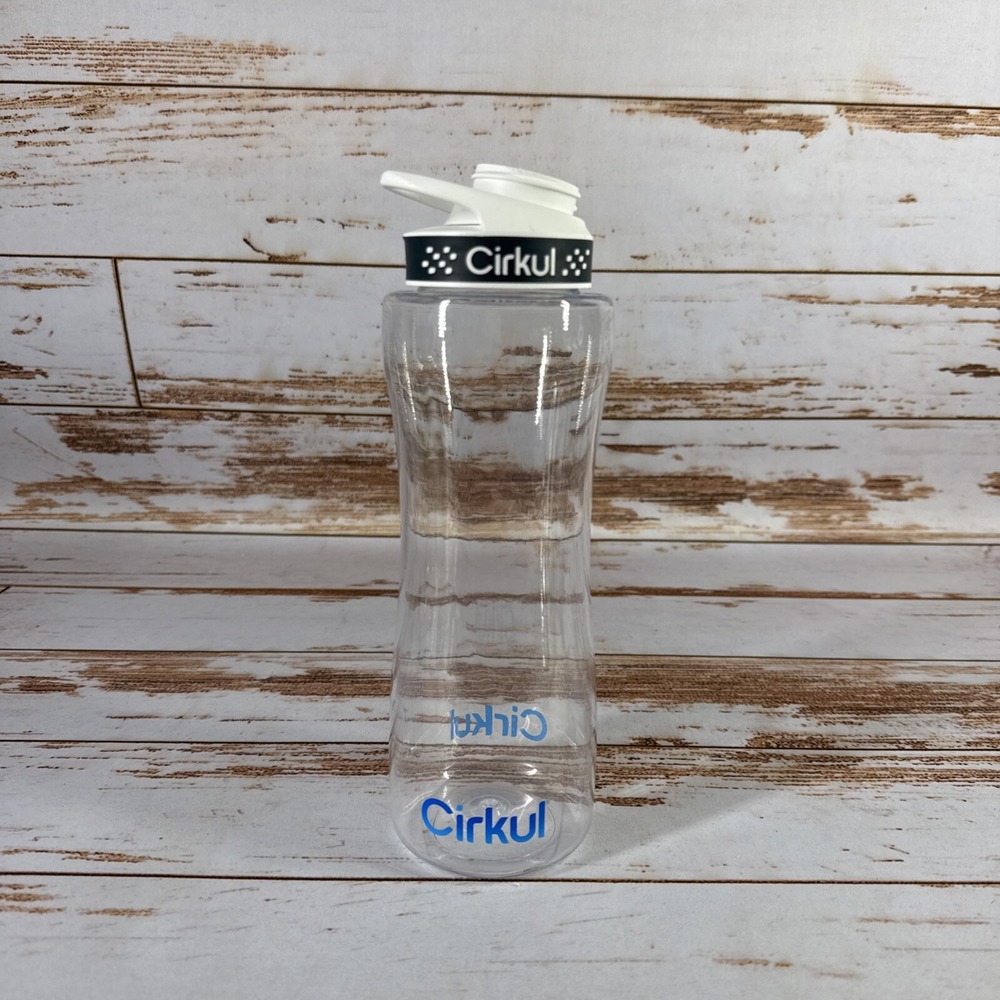 Cirkul 22 oz Plastic Water Bottle w/ White Comfort Grip Sip Lid BPA-Free
